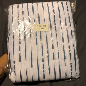 Queen Sheet Set